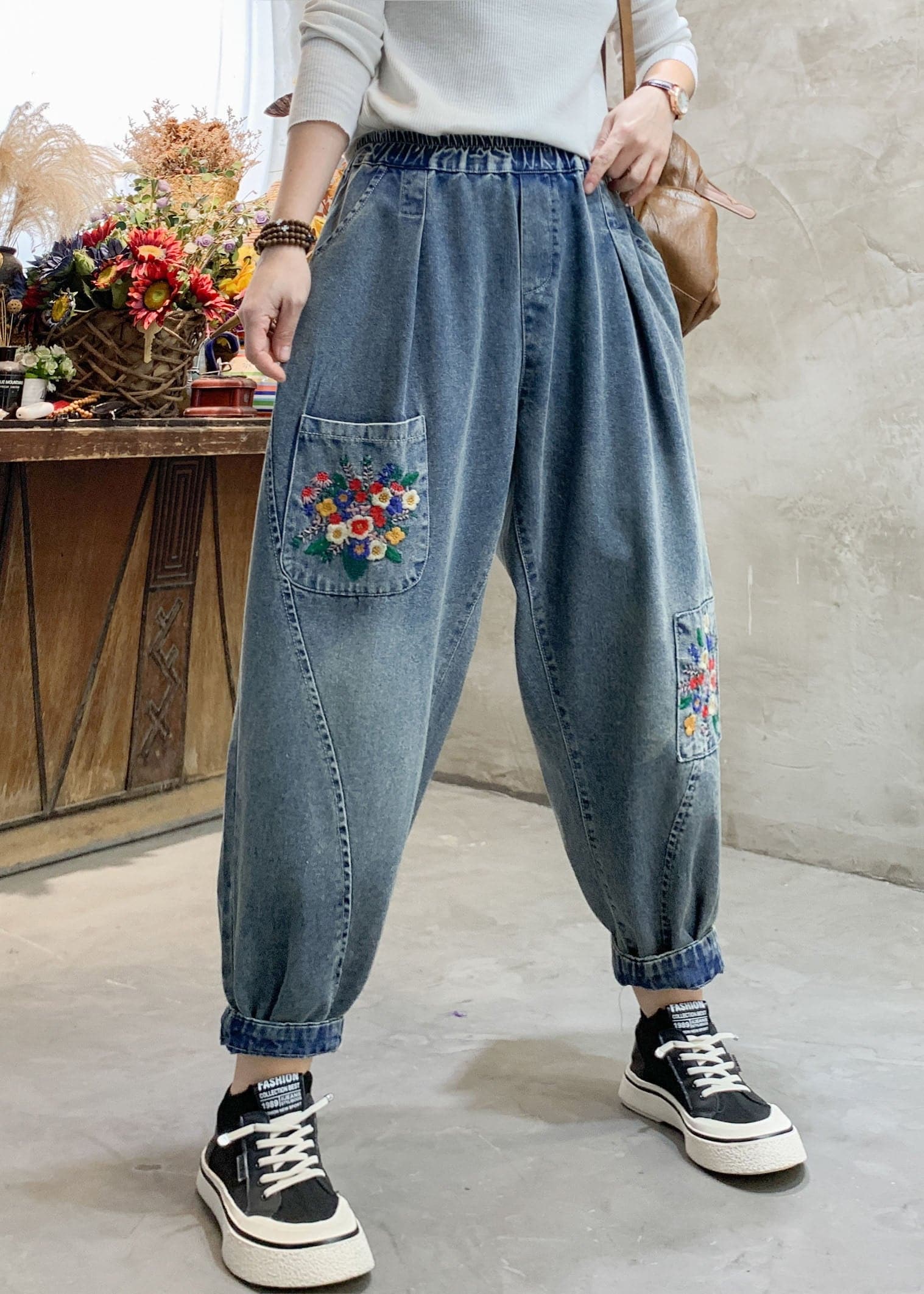 Beautiful Denim Blue Floral Embroideried Elastic Waist Pockets Cotton Harem Pants Summer NZ-LPTS220627