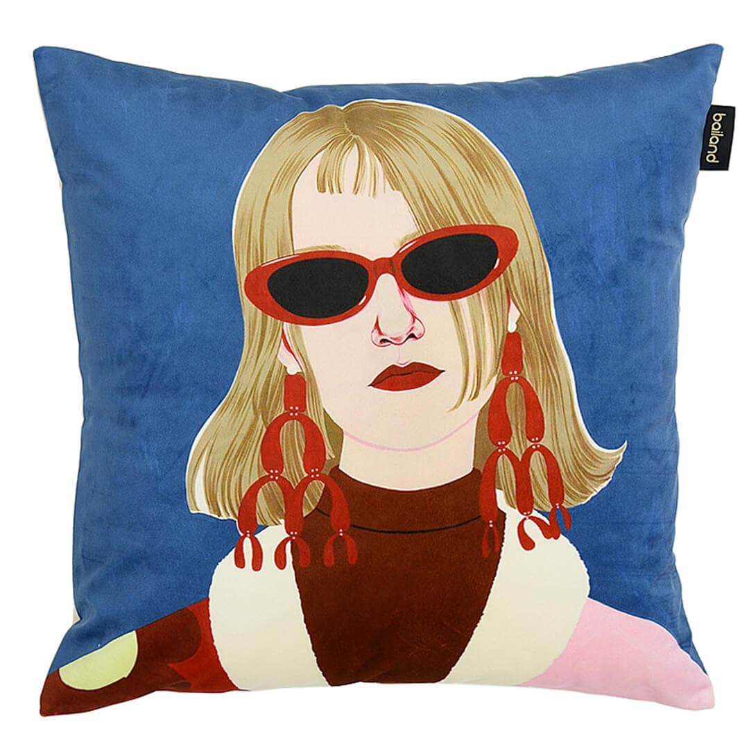 Greenainer Modern Girl Pillow Cover feajoy