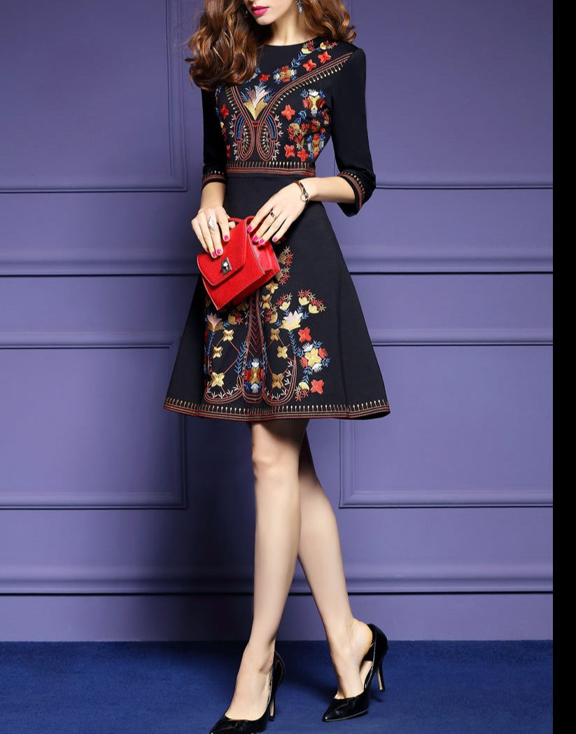 Women Embroidery Vintage Celebrity-inspired Robe Cocktail Dress dylinoshop