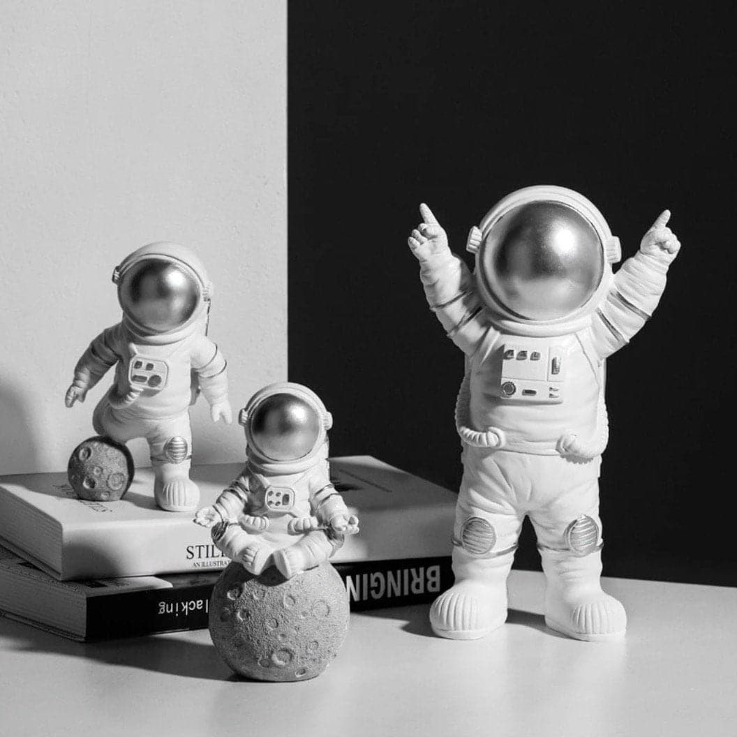 Astronaut Figurines dylinoshop