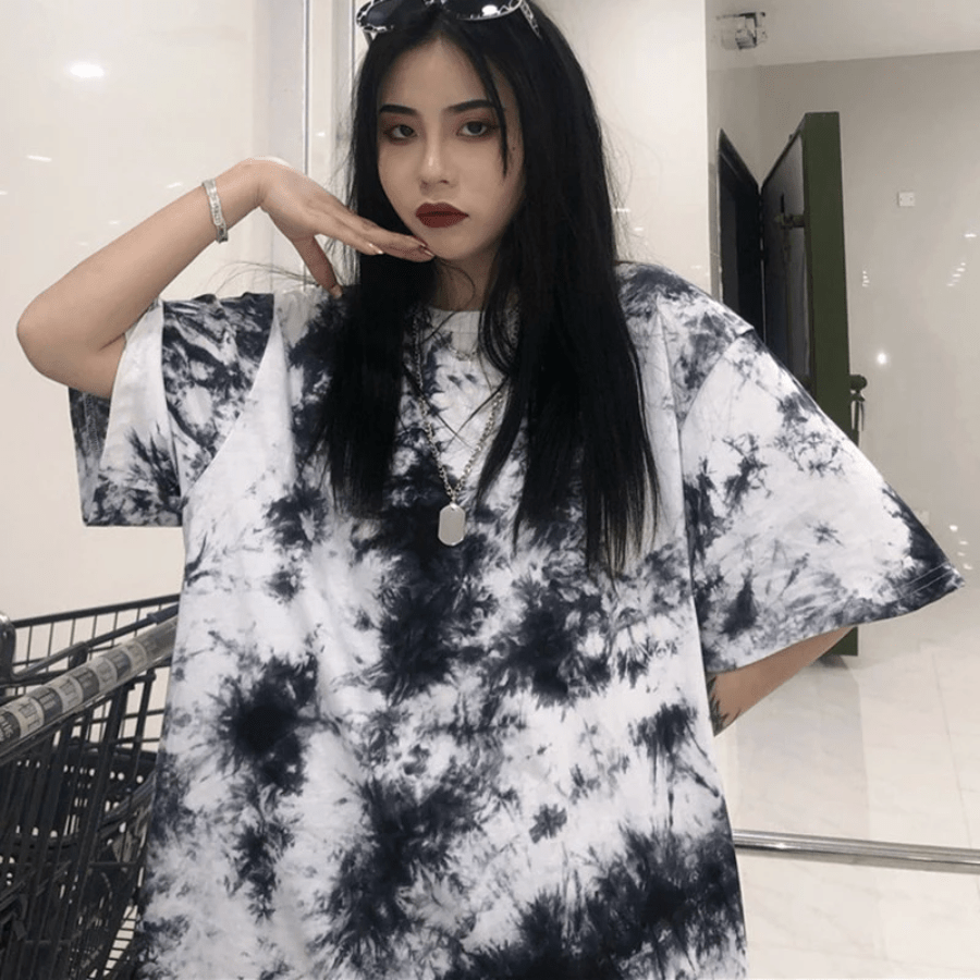 Black & White Oversized Tie Dye T-Shirt | Millennials dylinoshop