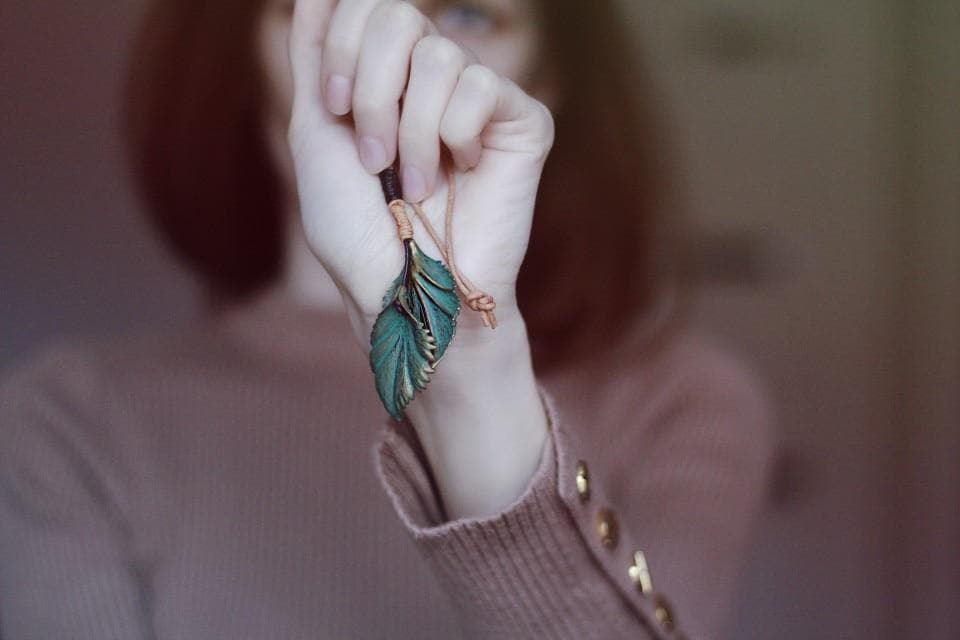 Green Leaf Necklace dylinoshop