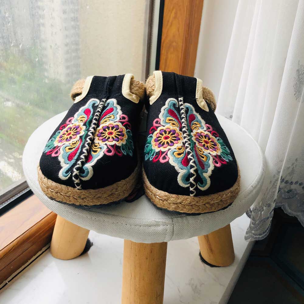 Asian Embroidery Hemp & Cotton Loafers Buddhatrends