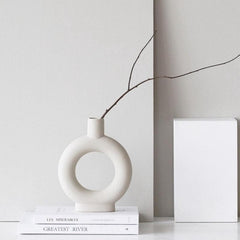 Minimalistic Ceramic Vase Feajoy