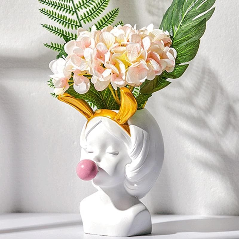 Bubblegum Girl Vase dylinoshop