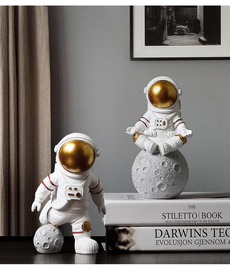 Astronaut Figurines dylinoshop