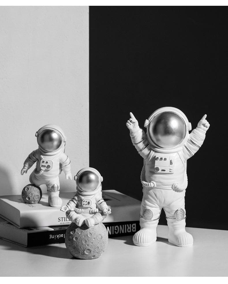 Astronaut Figurines dylinoshop