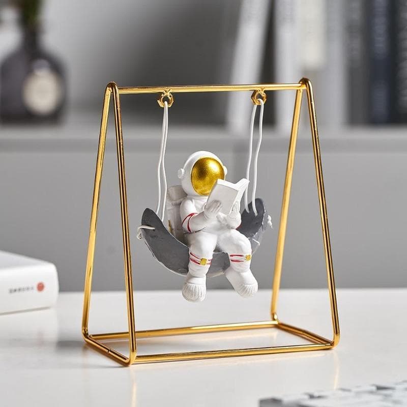 Astronaut Sculpture dylinoshop