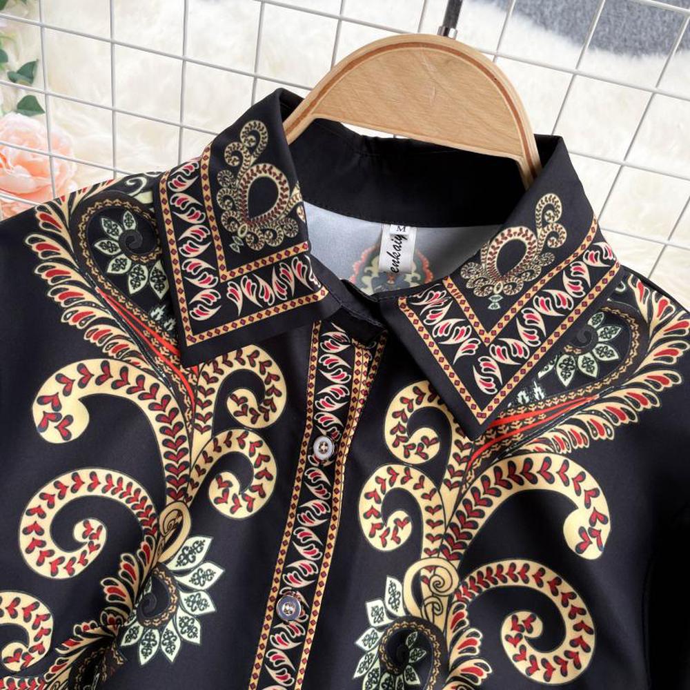 Women Retro Field Totem Printing Lantern Sleeve Lapel Blouse dylinoshop