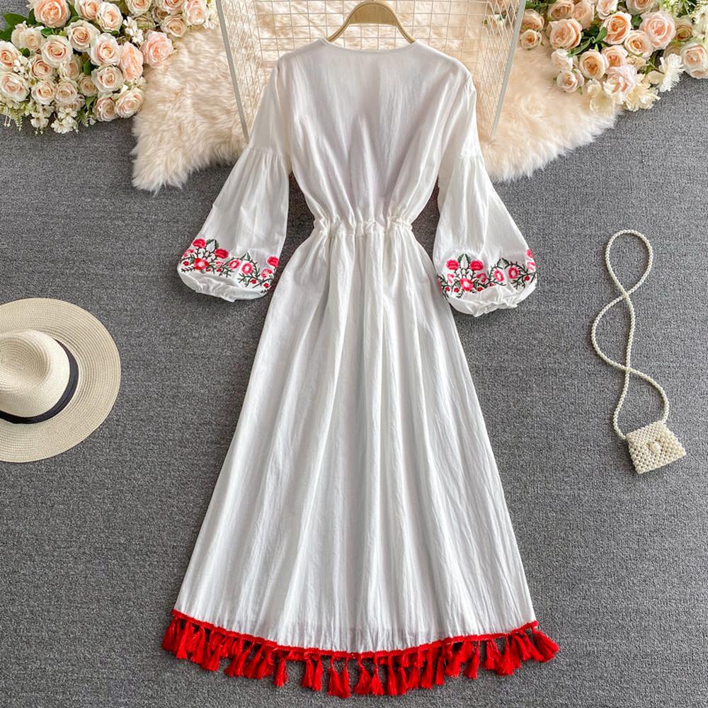 Women Retro Embroidery V-neck Puff Sleeve Large Dress dylinoshop