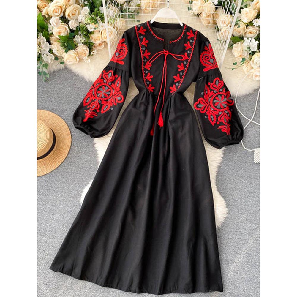 Women Bohemian Embroidered Flower O-Neck Lantern Sleeve Pleated Dress dylinoshop