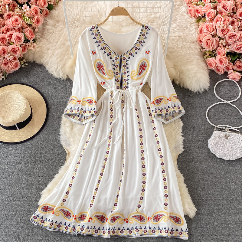 Women Vintage Embroidery Flower Mid-length A-line Dress dylinoshop